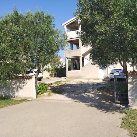 Apartman Kristina Sa Dvije Sobe Биоград-на-Мору Экстерьер фото